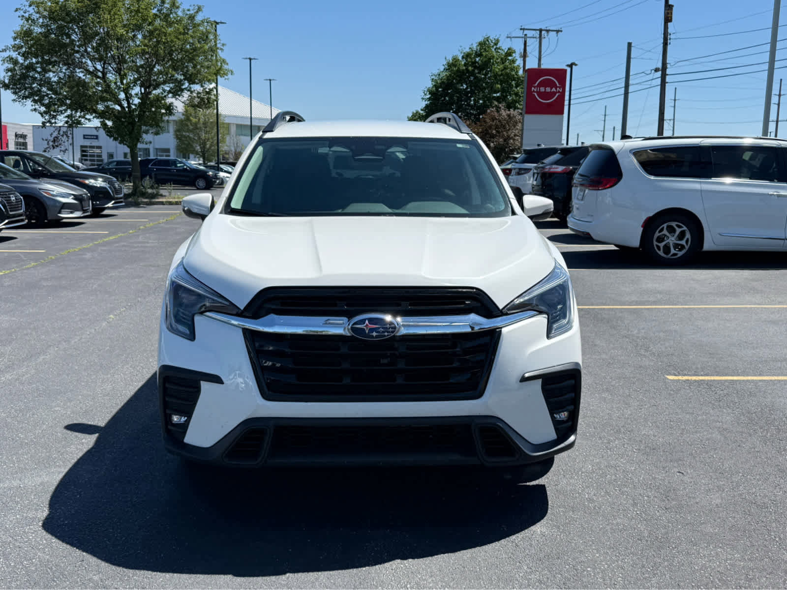 Used 2023 Subaru Ascent Limited AWD/4WD image 2