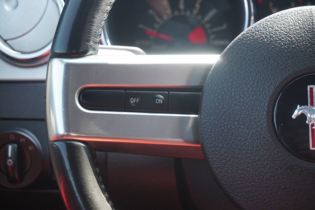 Used 2007 Ford Mustang GT Premium RWD image 11