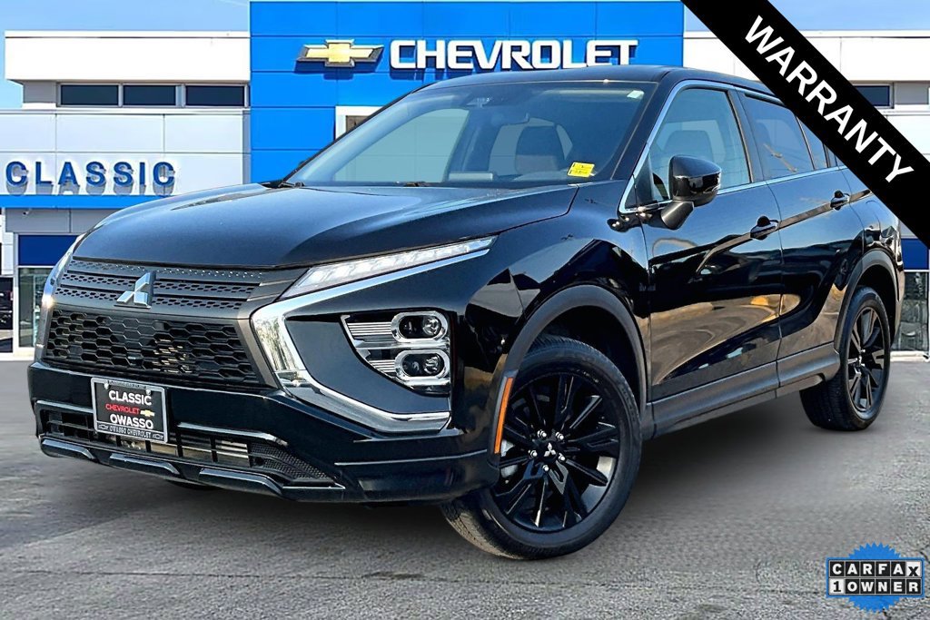 Used 2025 Mitsubishi Eclipse Cross LE AWD/4WD image 2