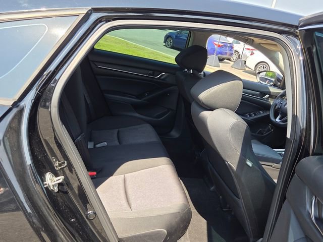 Used 2018 Honda Accord EX image 14