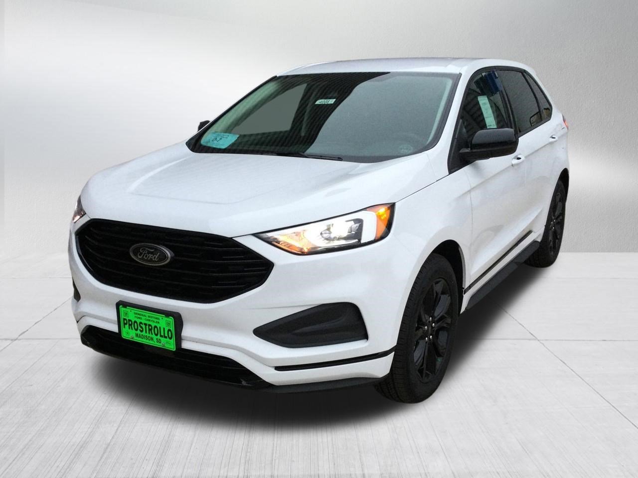 New 2024 Ford Edge SE w/ Black Appearance Package image 2