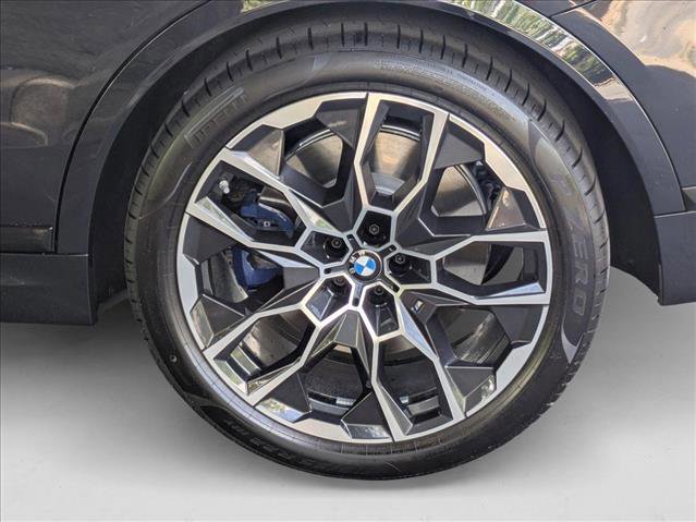New 2026 BMW X7 M60i w/ Executive Package image 10