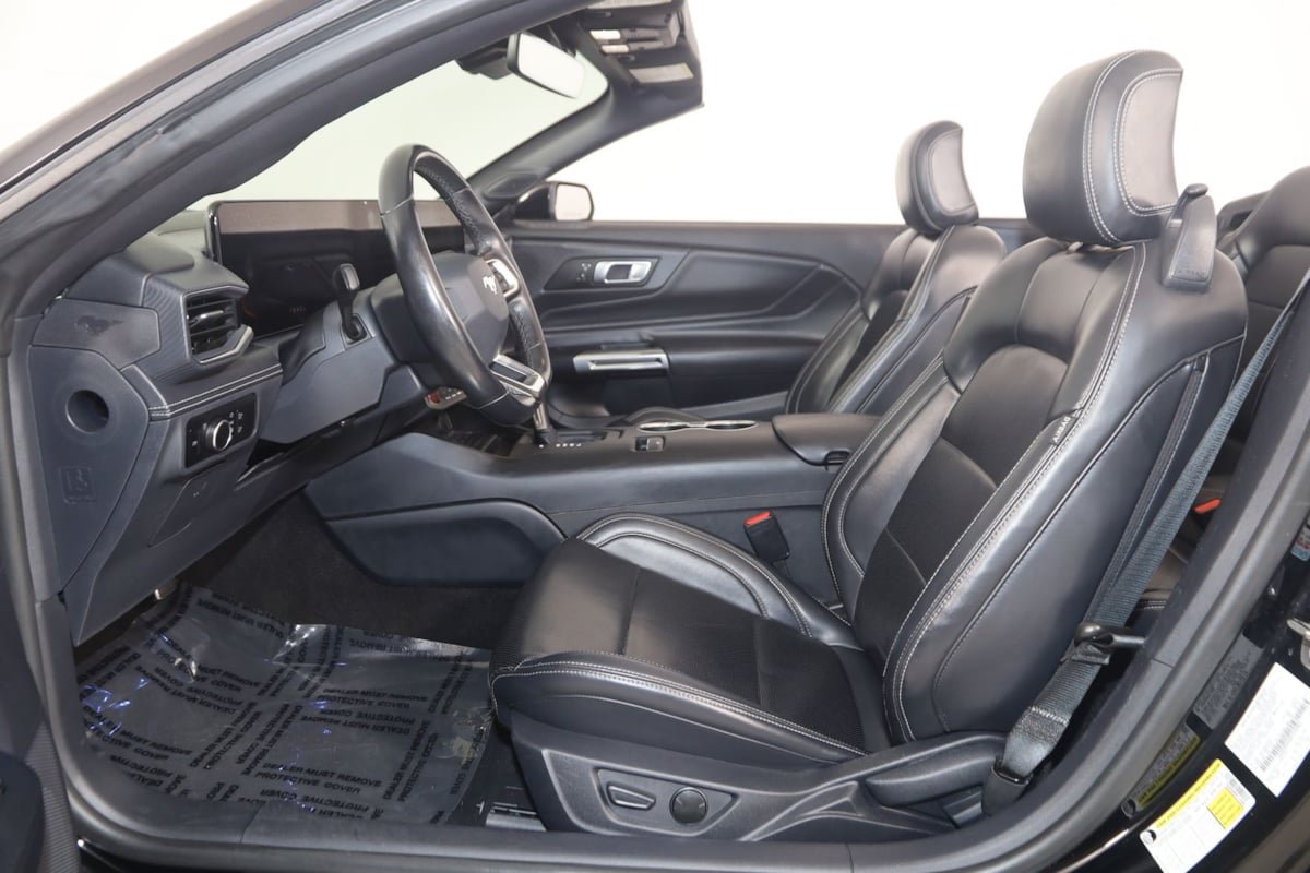 Used 2024 Ford Mustang Premium RWD image 11