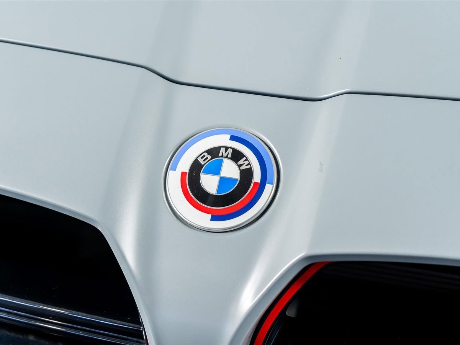 Used 2023 BMW M4 CSL image 25