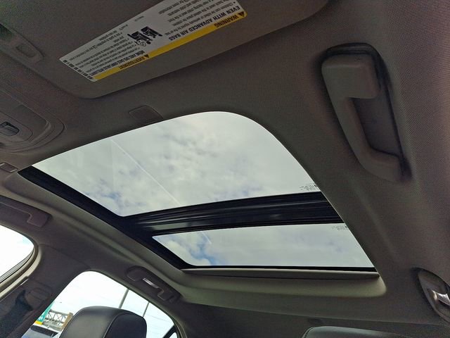 Used 2017 Cadillac CTS AWD Sedan w/ Seating Package image 14