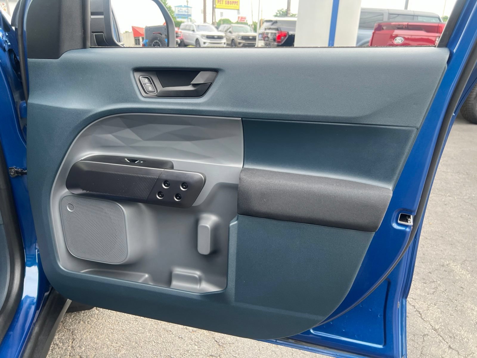 Used 2024 Ford Maverick XL FWD image 47
