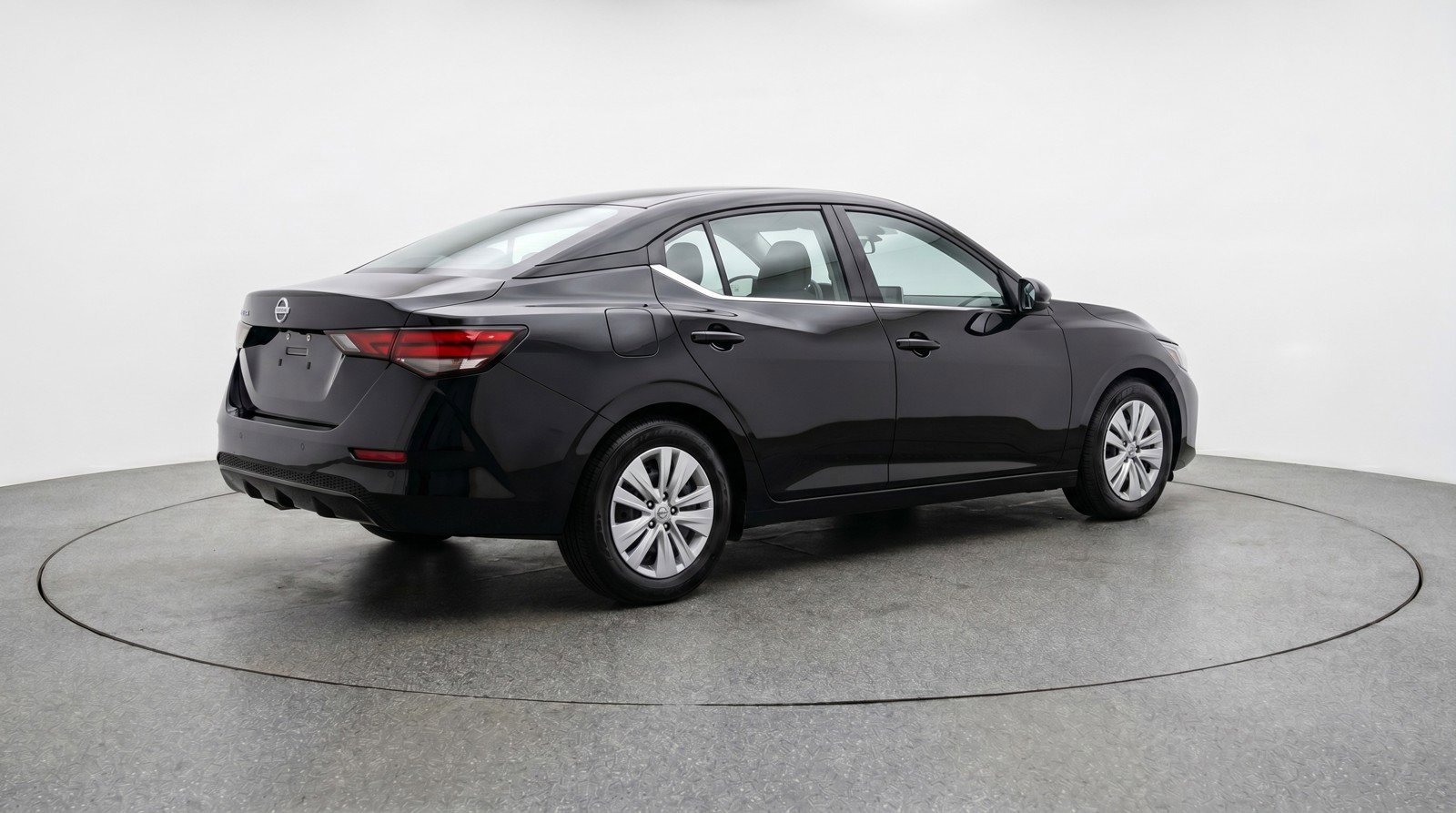 Used 2025 Nissan Sentra S FWD image 9