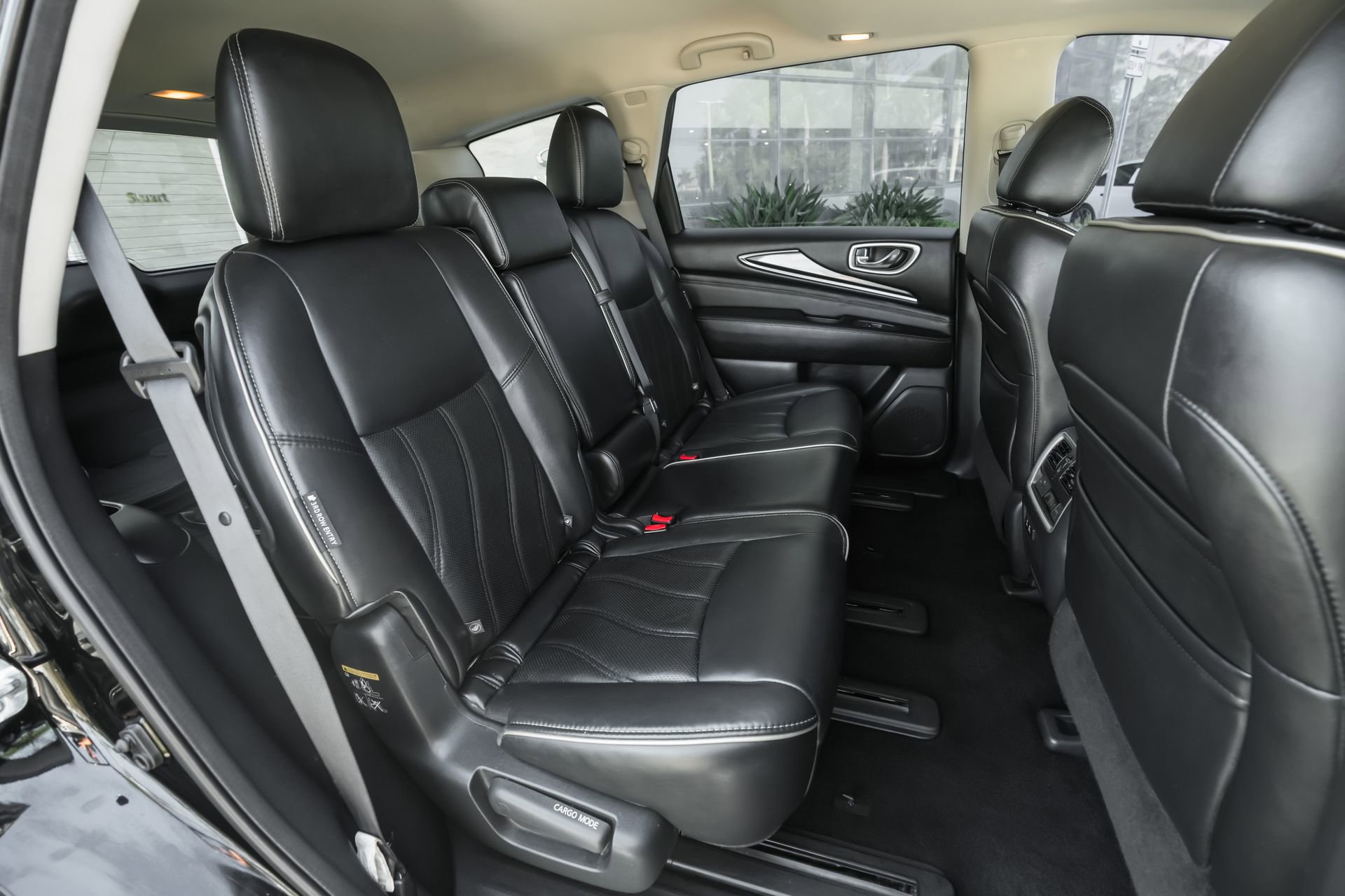 Used 2020 INFINITI QX60 Luxe w/ Essential Package image 38