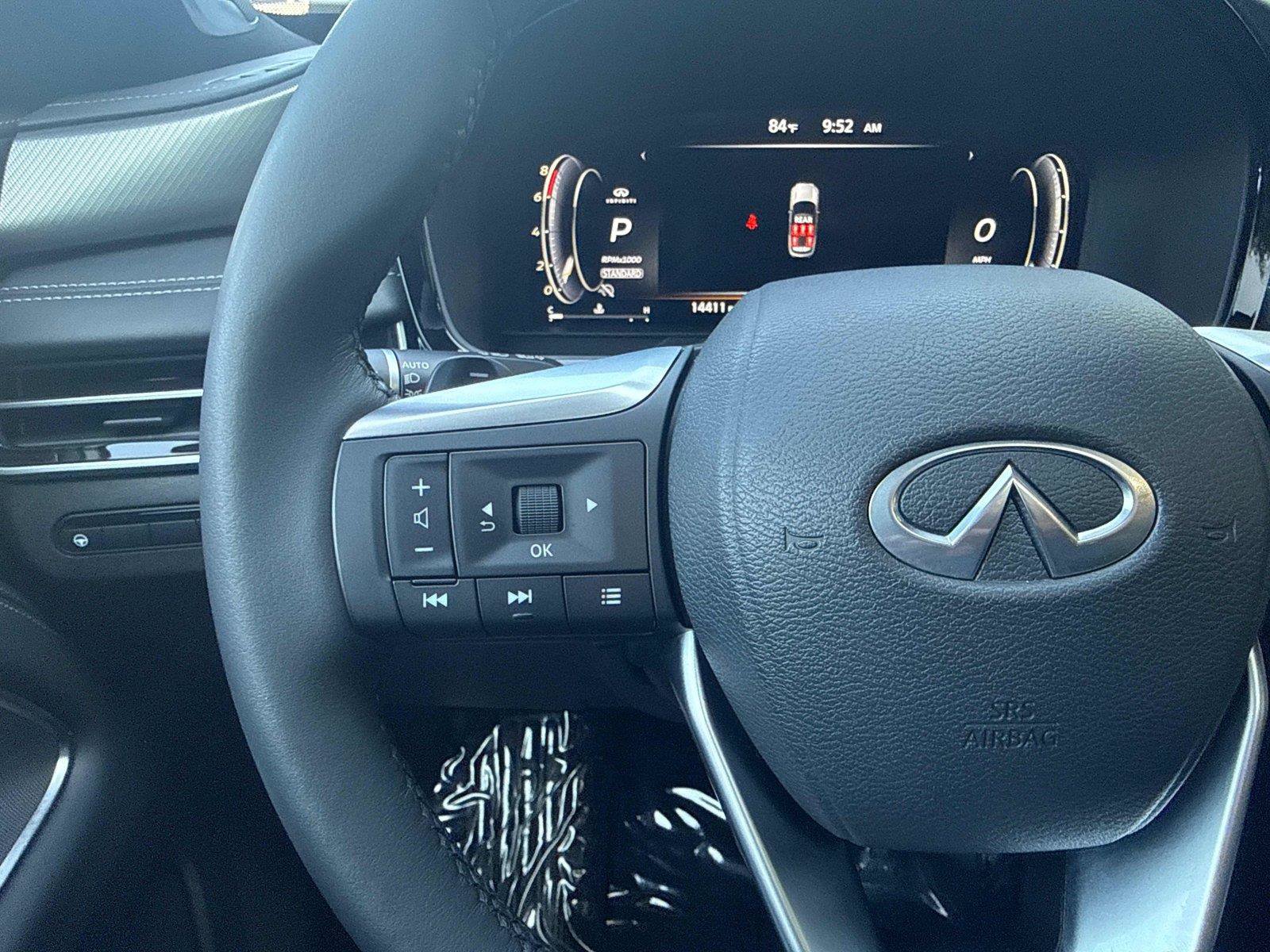 Used 2025 INFINITI QX60 Luxe w/ Black Edition FWD image 18