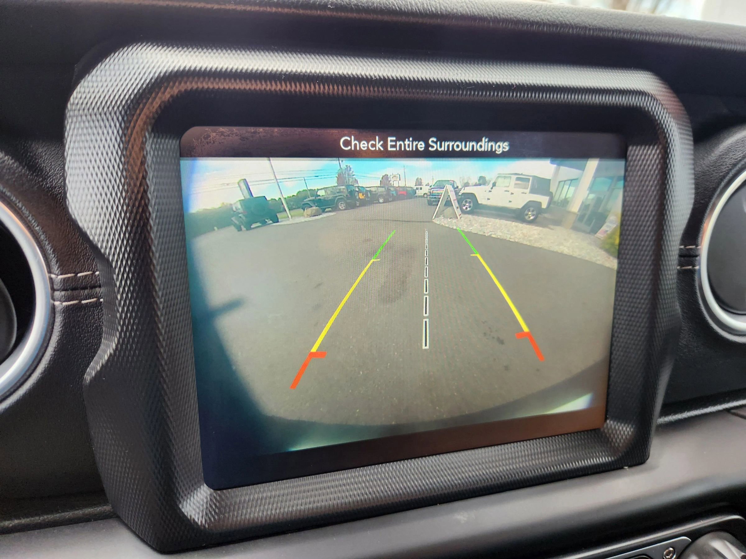 Used 2019 Jeep Wrangler Unlimited Sahara w/ Dual Top Group image 31