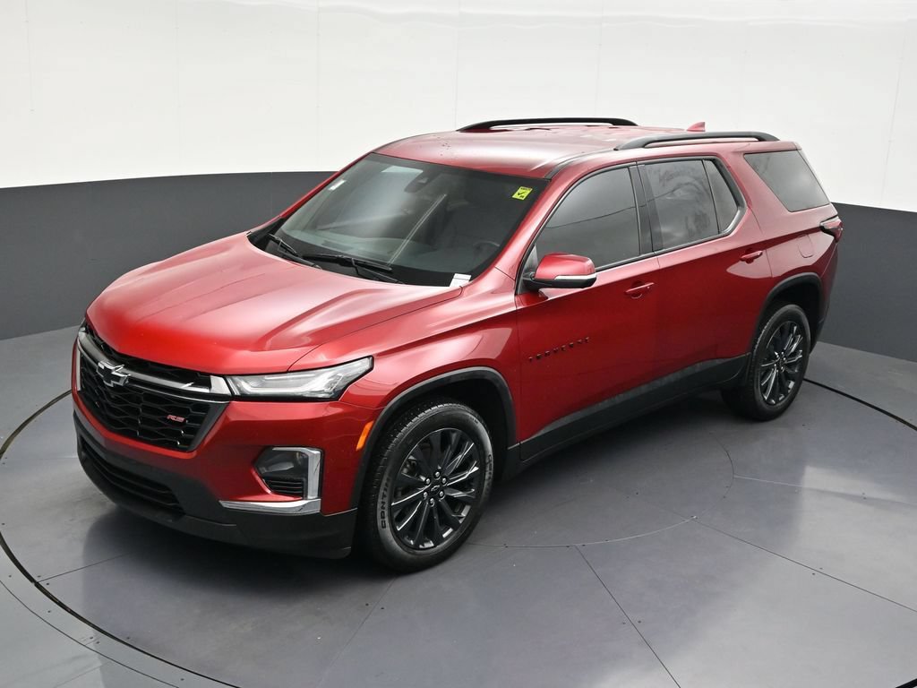 Used 2023 Chevrolet Traverse RS FWD image 16