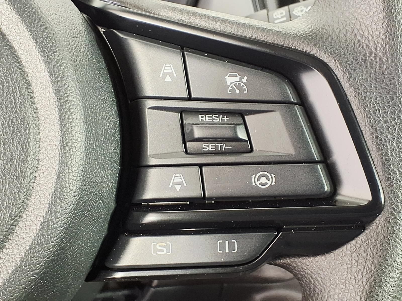 Used 2026 Subaru Crosstrek 2.5i Premium AWD/4WD image 16