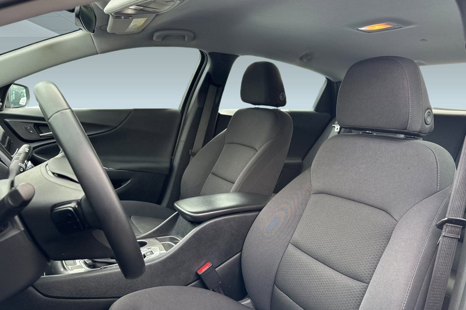 Used 2024 Chevrolet Malibu RS image 21