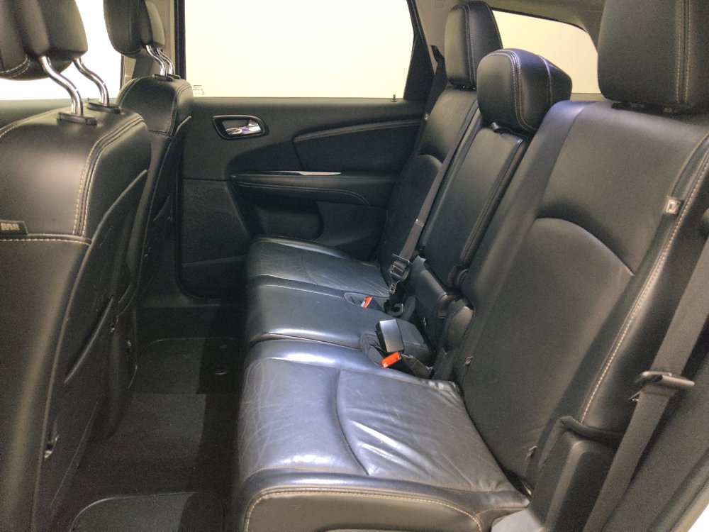 Used 2018 Dodge Journey Crossroad w/ Nav & Sun Group FWD image 18