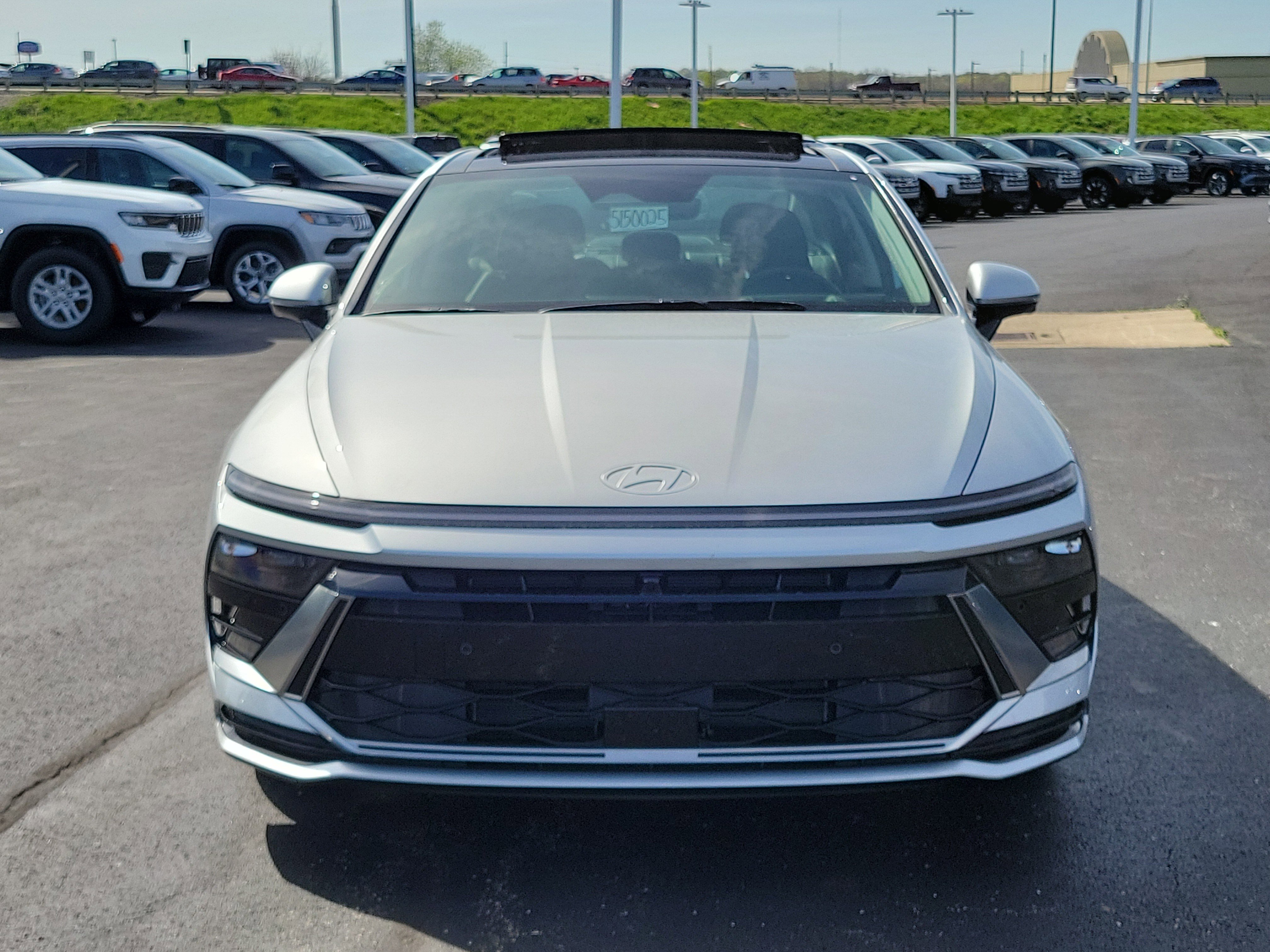 New 2025 Hyundai Sonata Limited image 2