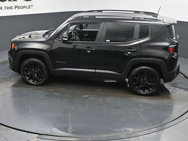 Used 2018 Jeep Renegade Altitude w/ UConnect 8.4 Nav Group AWD/4WD image 42