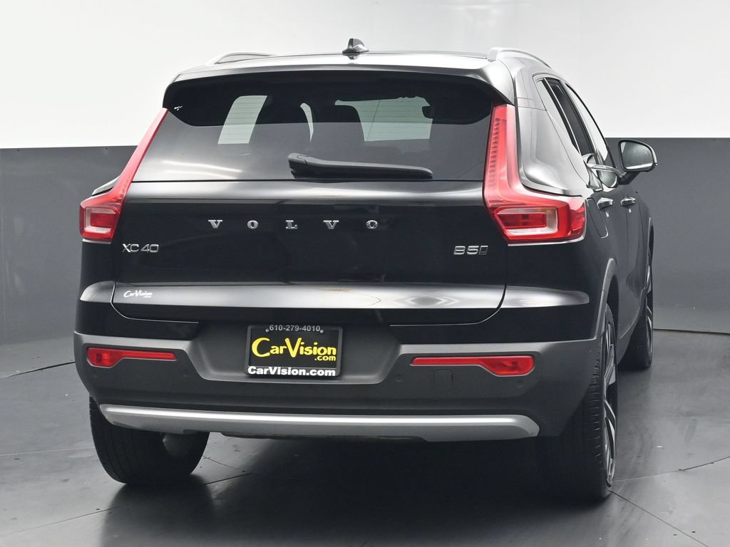 Used 2023 Volvo XC40 B5 Ultimate w/ Climate Package AWD/4WD image 4