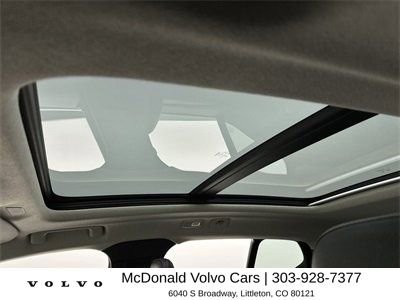 New 2025 Volvo XC40 B5 Core w/ Protection Package Premier AWD/4WD image 16