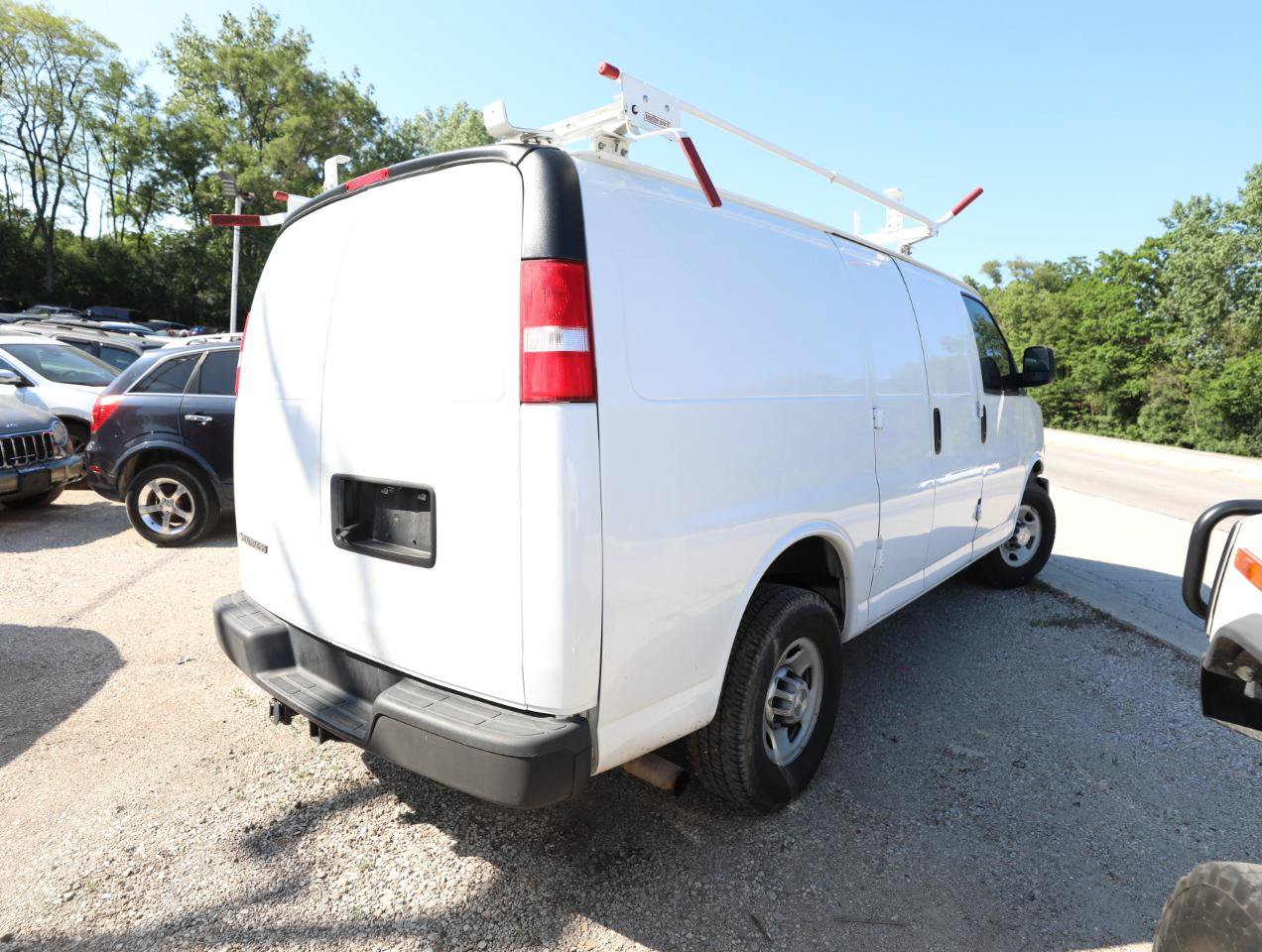 Used 2020 Chevrolet Express 2500 w/ Driver Convenience Package RWD image 6