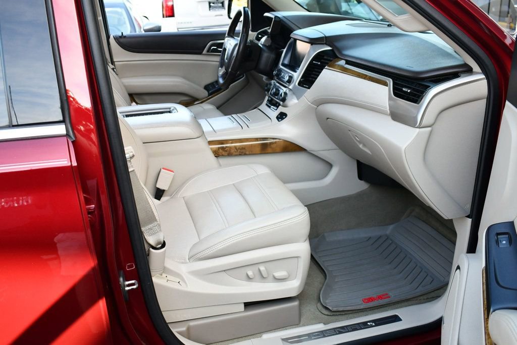 Used 2016 GMC Yukon Denali w/ Open Road Package image 46