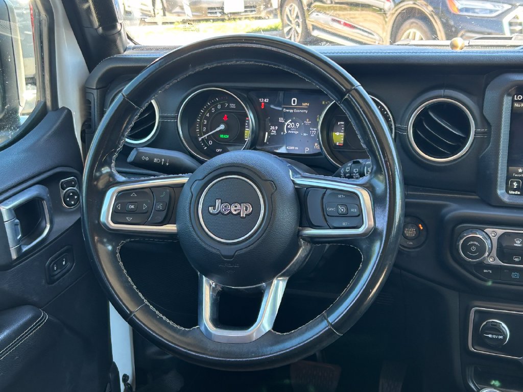 Used 2022 Jeep Wrangler Unlimited Sahara AWD/4WD image 42