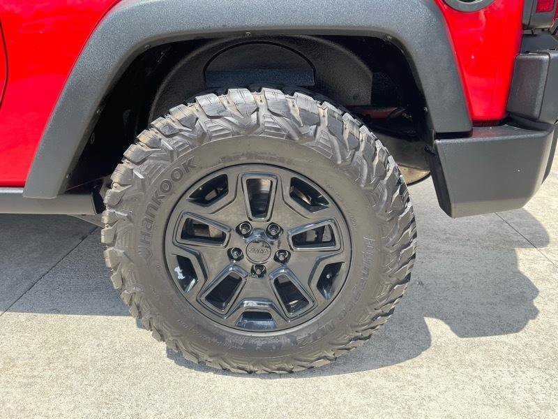 Used 2015 Jeep Wrangler Sport AWD/4WD image 16