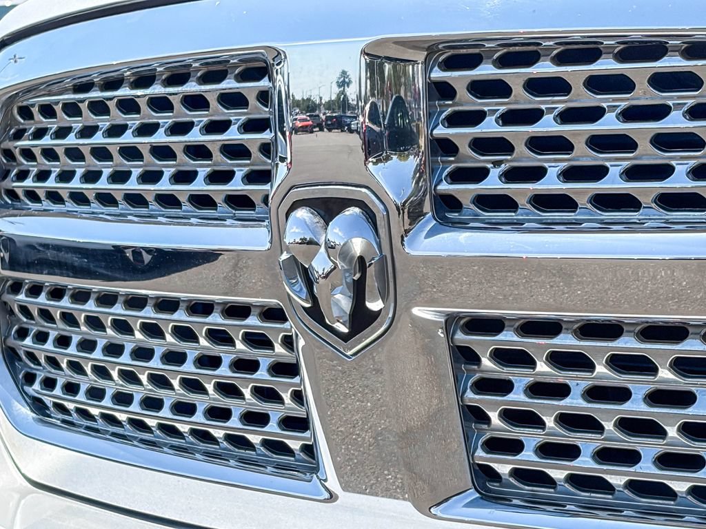 Used 2015 RAM 1500 Laramie w/ Convenience Group AWD/4WD image 14