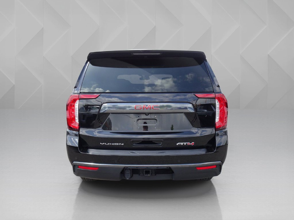 Used 2023 GMC Yukon AT4 w/ AT4 Premium Package AWD/4WD image 4