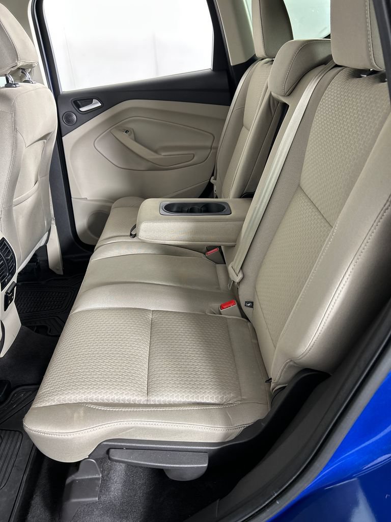 Used 2017 Ford Escape SE w/ Equipment Group 201A AWD/4WD image 17