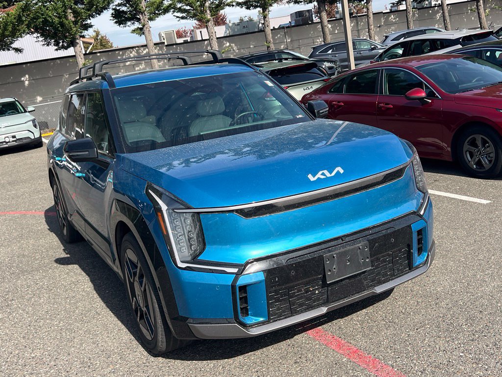 Used 2024 Kia EV9 GT-Line AWD/4WD image 3