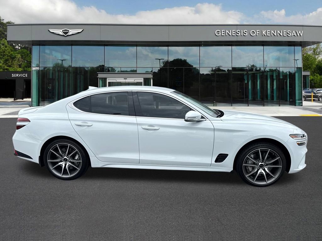 Used 2026 Genesis G70 2.5T AWD/4WD image 8