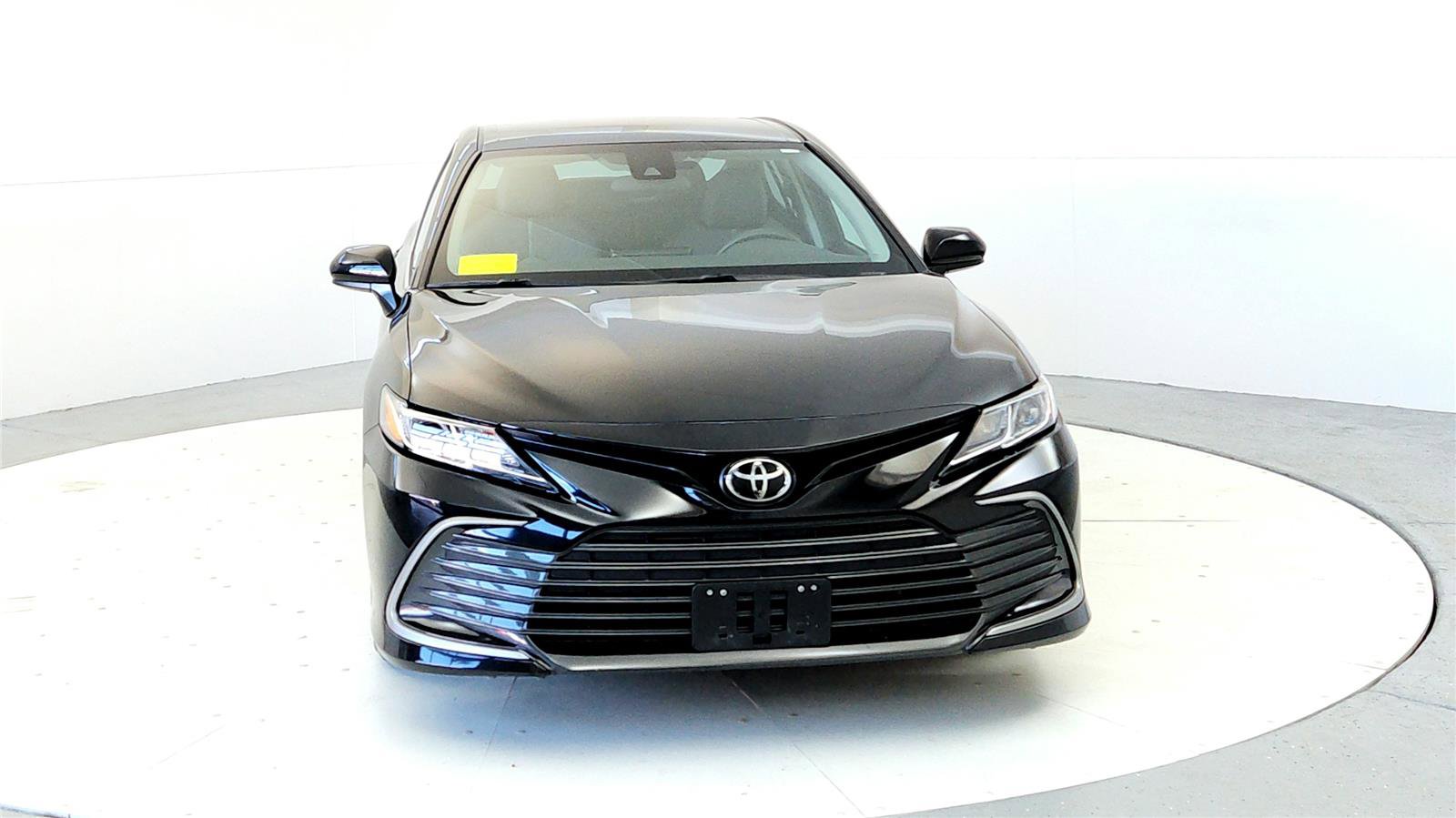 Used 2023 Toyota Camry LE FWD image 8