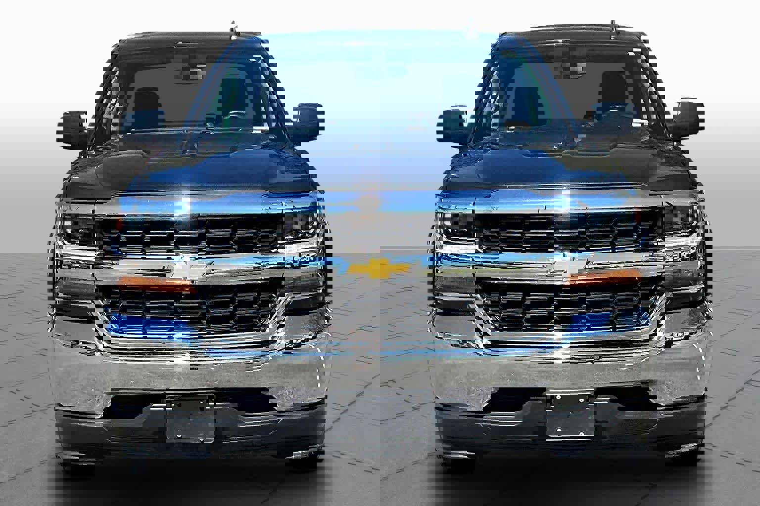 Used 2018 Chevrolet Silverado 1500 LT image 4