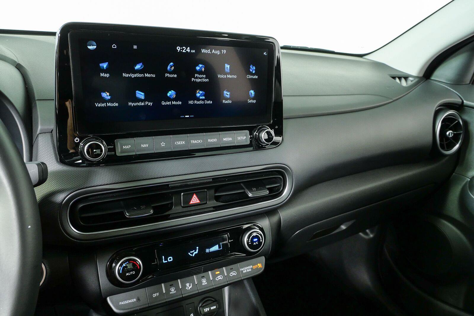 Used 2023 Hyundai Kona SEL w/ Convenience Package FWD image 11