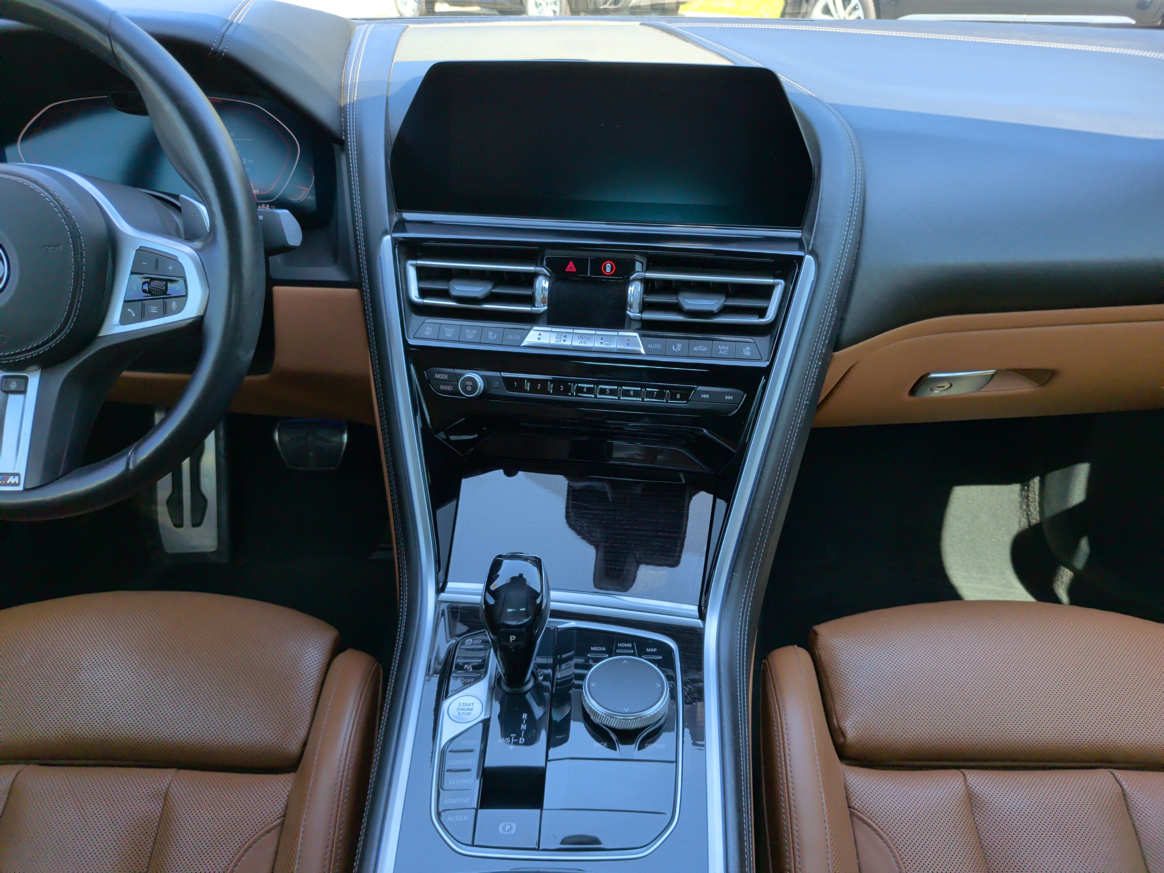 Used 2020 BMW 840i Coupe w/ M Sport Package RWD image 29