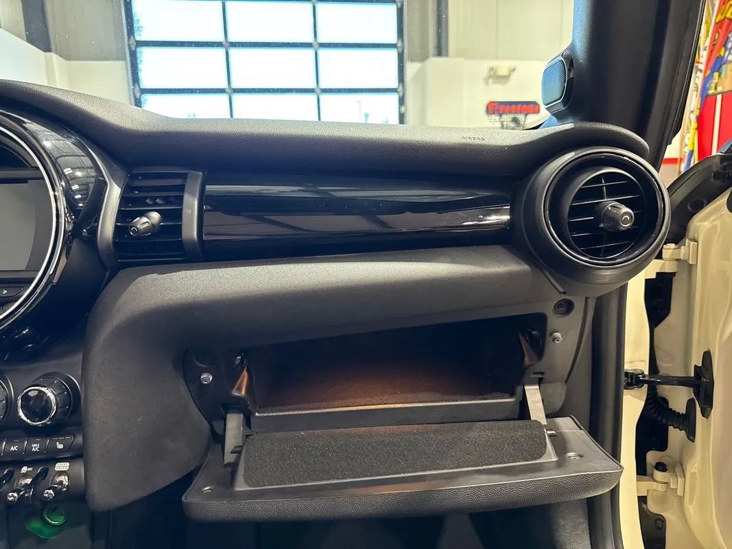Used 2019 MINI Cooper S w/ Signature Upholstery Package FWD image 72