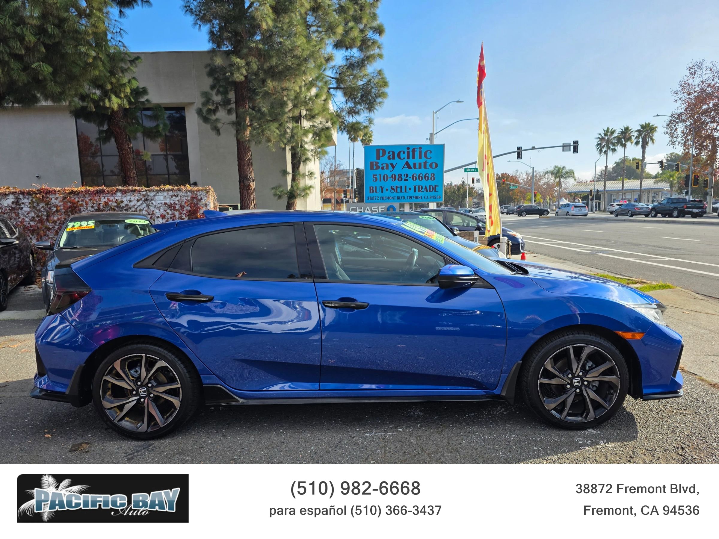 Used 2018 Honda Civic Sport image 8
