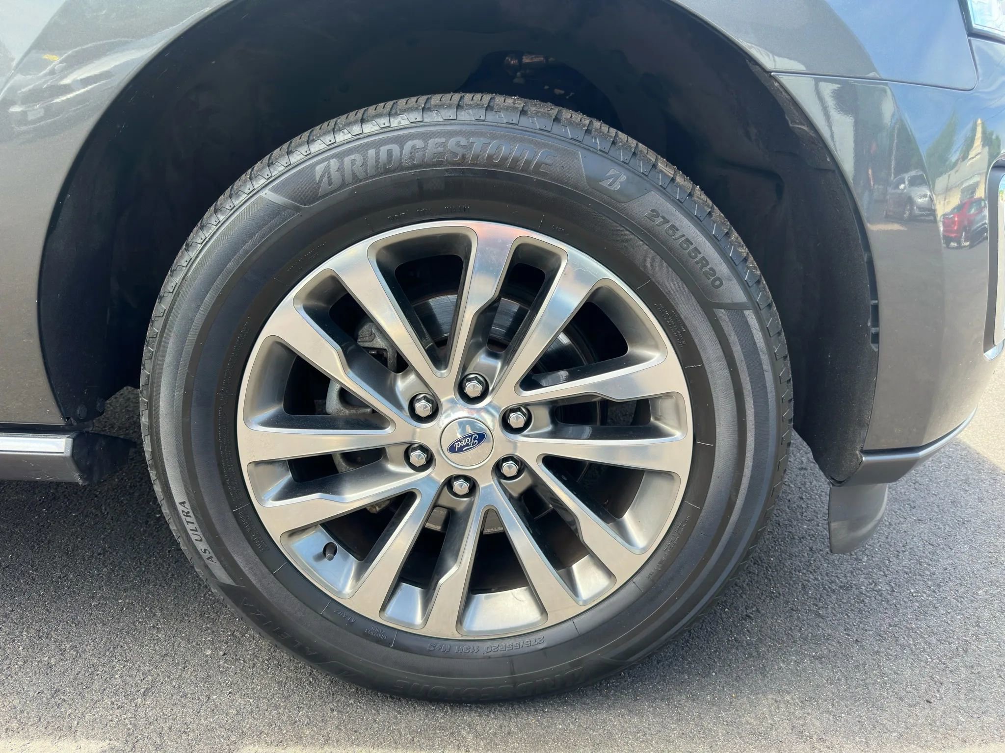 Used 2018 Ford Expedition Max Limited image 23