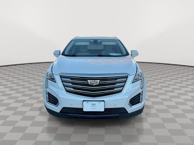 Used 2017 Cadillac XT5 Luxury w/ LPO, Wheel Lock Package image 3