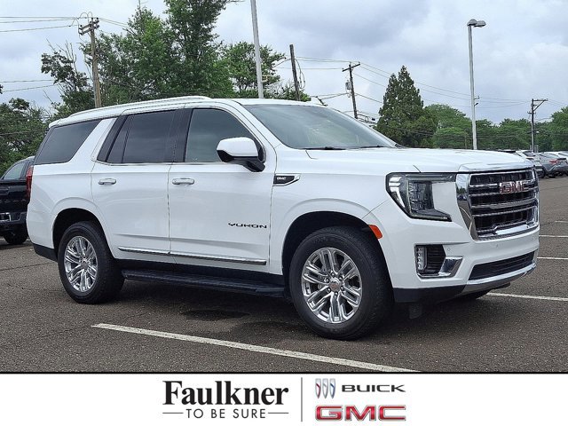 Used 2024 GMC Yukon SLT image 1