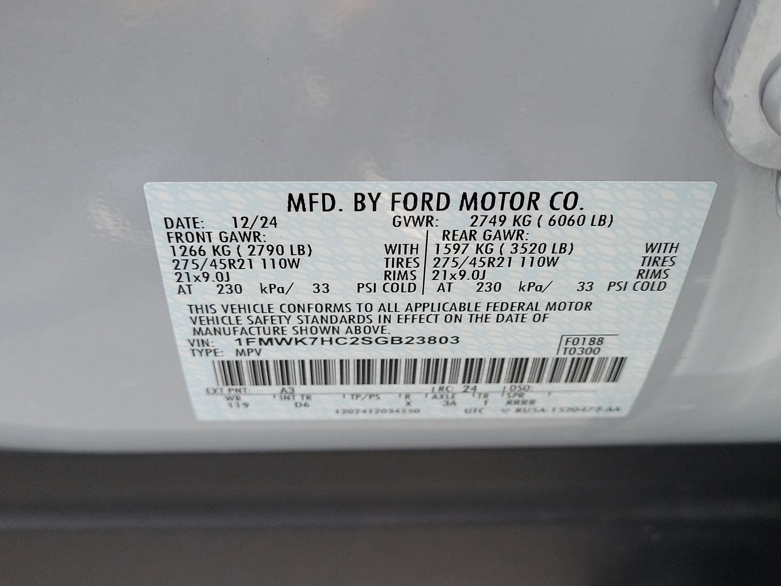 Certified 2025 Ford Explorer Platinum w/ Ultimate Package RWD image 33