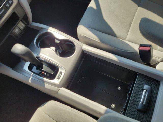 Used 2018 Honda Pilot EX image 32