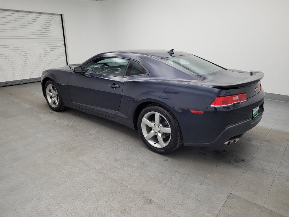 Used 2015 Chevrolet Camaro LT RWD image 3