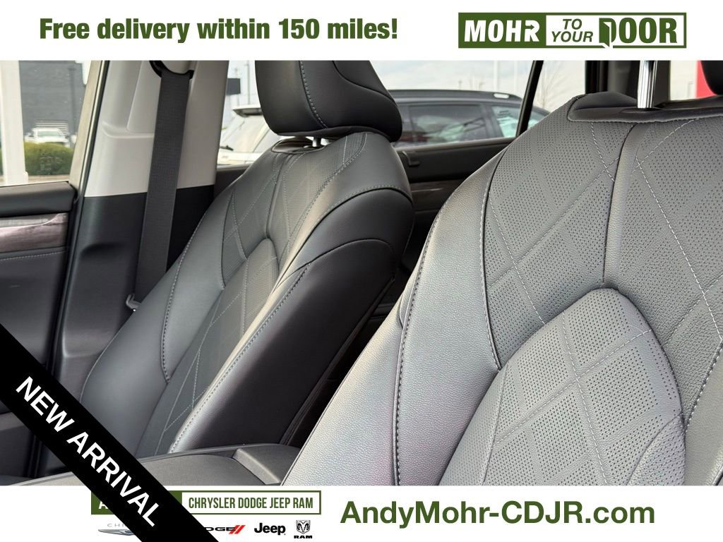 Used 2024 Toyota Highlander Platinum image 15