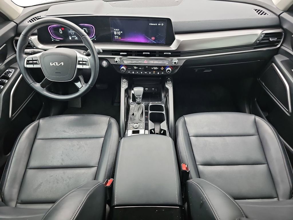 Used 2025 Kia Telluride S image 10