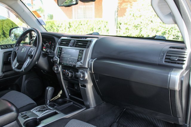Used 2022 Toyota 4Runner SR5 image 36