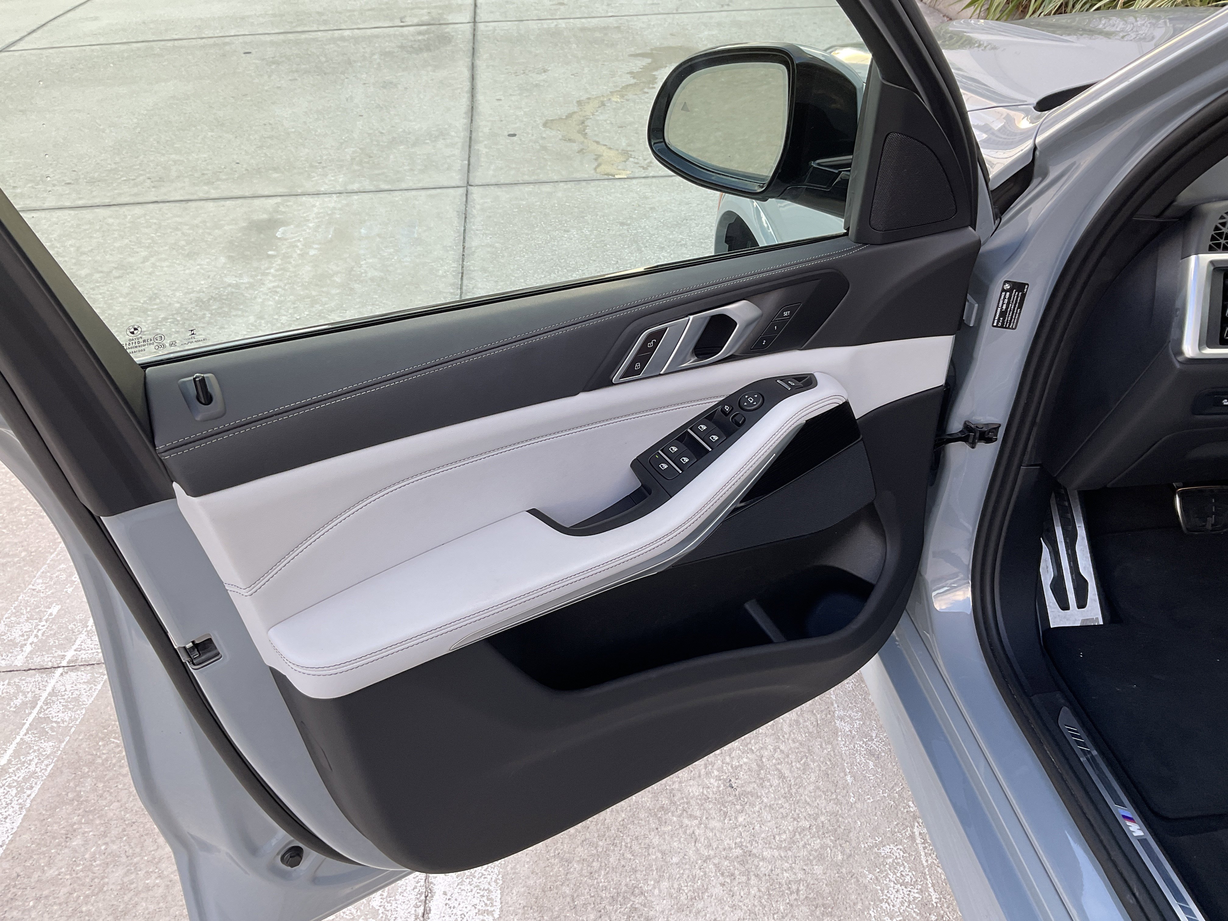 Certified 2024 BMW X5 sDrive40i w/ M Sport Package image 8