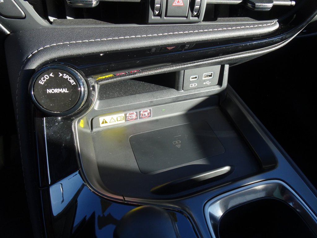 Used 2024 Lexus NX 350 AWD w/ Vision Package image 29