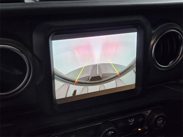 Used 2023 Jeep Wrangler Unlimited Rubicon 4xe image 35