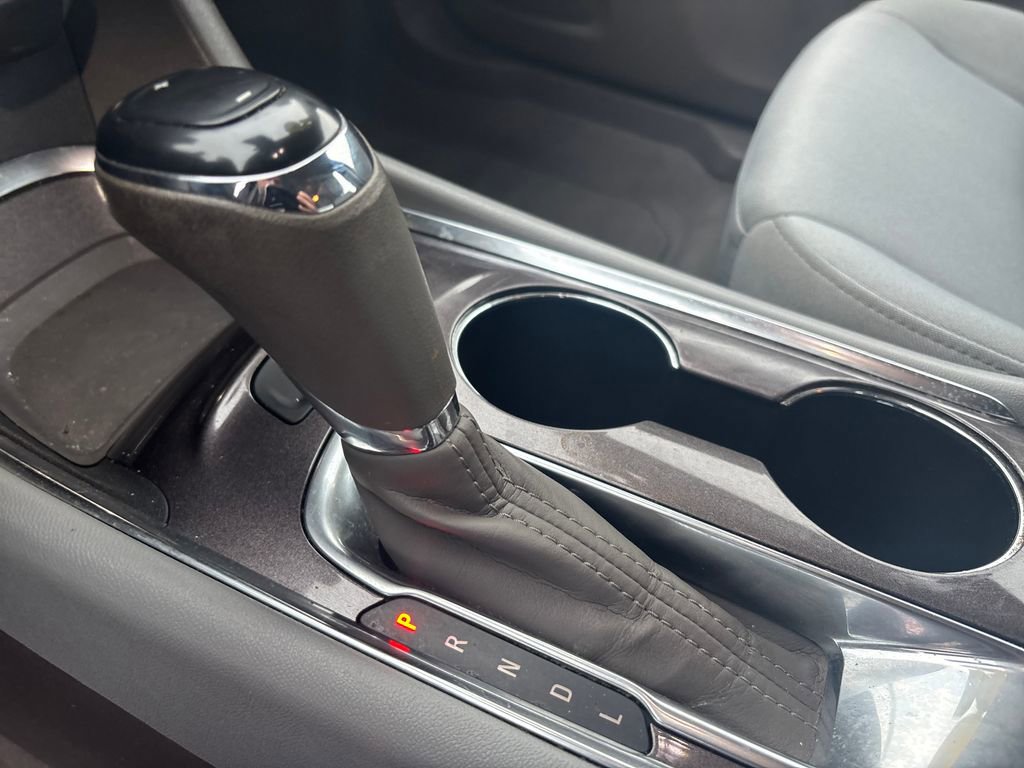 Used 2020 Chevrolet Malibu LS w/ Driver Confidence Package II image 30